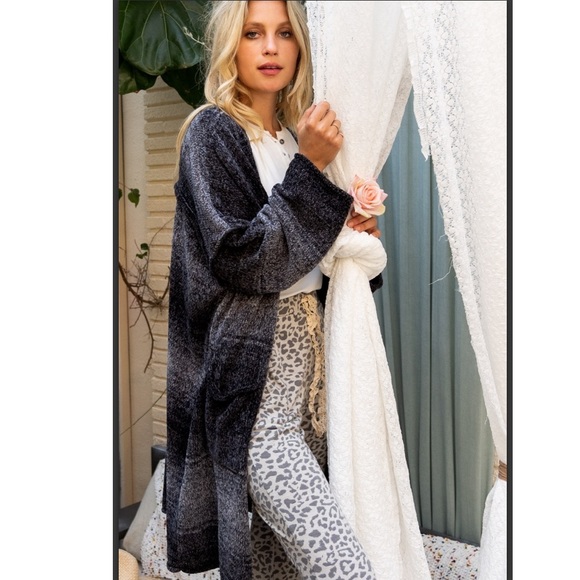 Velvet Chenille Moonlight Pocket Cardigan - Picture 5 of 10